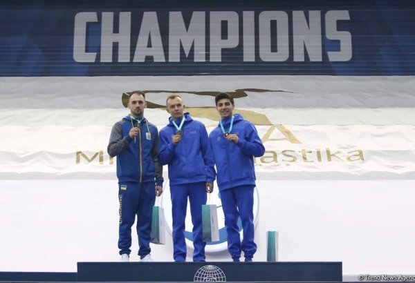 Azərbaycan gimnastı İvan Tixonov fərdi çoxnövçülükdə qızıl medal qazanıb (FOTO)