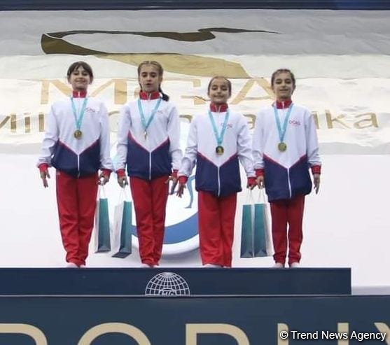 Azərbaycan gimnastı İvan Tixonov fərdi çoxnövçülükdə qızıl medal qazanıb (FOTO)