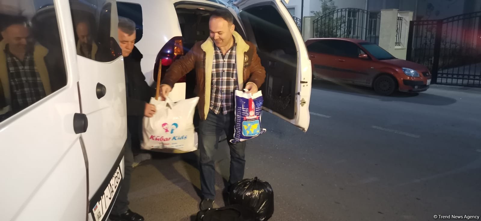 Füzuli şəhərinə növbəti köç karvanı yola düşüb (FOTO/VİDEO)