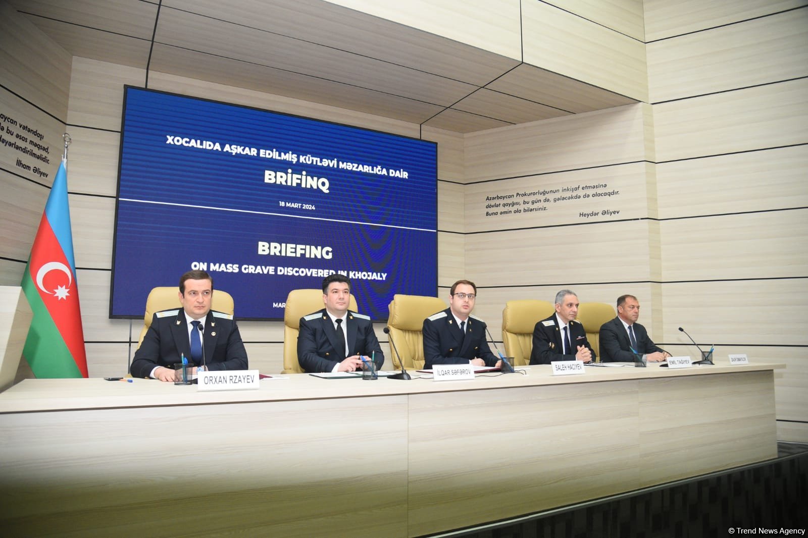 Xocalıda aşkarlanmış kütləvi məzarlıqla bağlı brifinq keçirilib (FOTO)