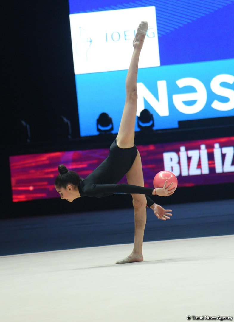 Bakıda bədii gimnastika üzrə 29-cu Azərbaycan Çempionatının yarışlarının ikinci gününə start verilib (FOTO)