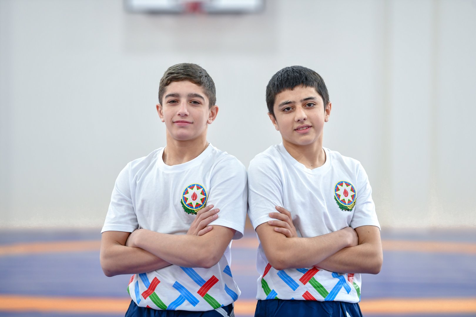 Avropa çempionatında yüksək nəticələr əldə etmiş güləşçilərlə və Xarici Dillər Təmayüllü Gimnaziyada təhsil alan şagird-güləşçilərlə görüş keçirilib (FOTO)