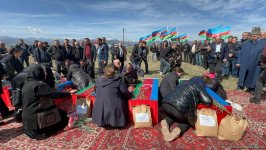 Xocalı soyqırımı qurbanlarının nəşlərinin qalıqları Xocalıda dəfn edilib (FOTO/VİDEO)