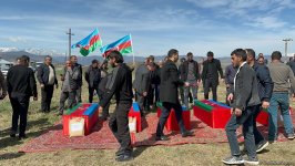 Xocalı soyqırımı qurbanlarının nəşlərinin qalıqları Xocalıda dəfn edilib (FOTO/VİDEO)