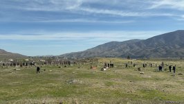 Xocalı soyqırımı qurbanlarının nəşlərinin qalıqları Xocalıda dəfn edilib (FOTO/VİDEO)