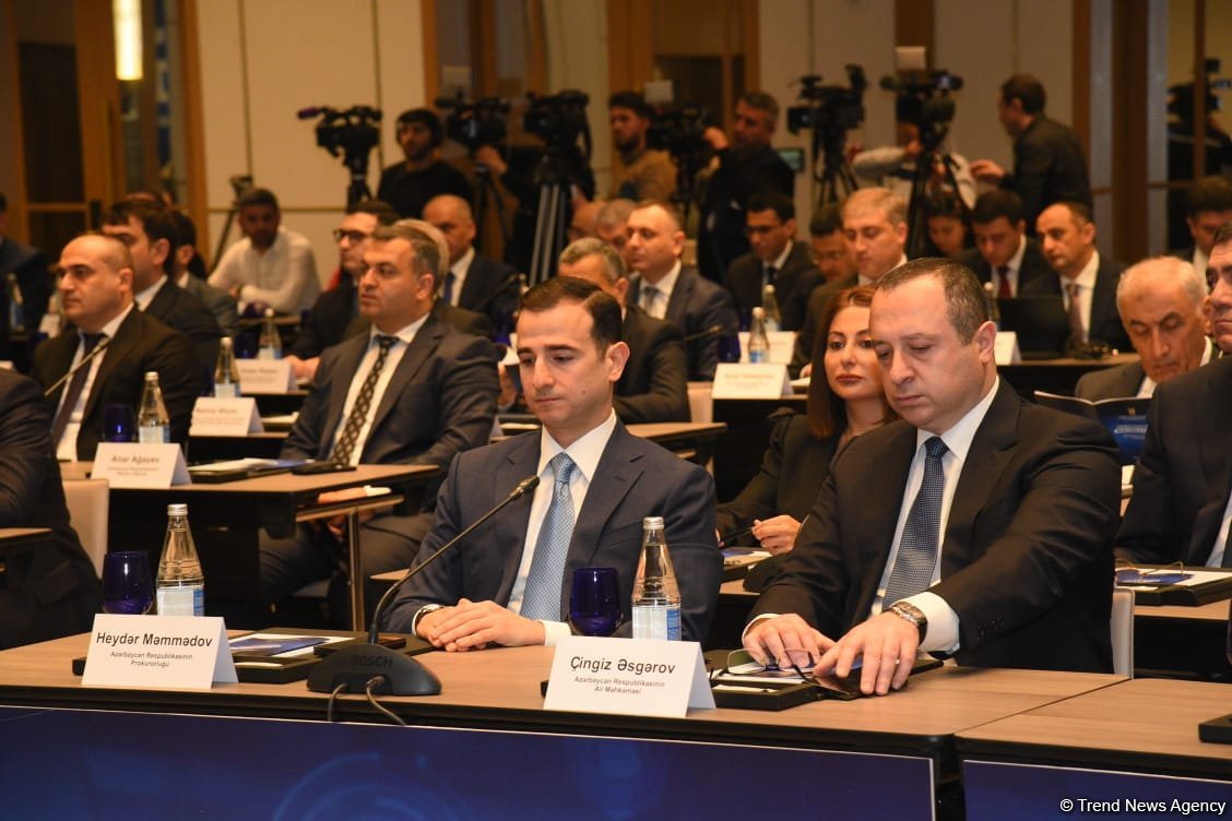 “Rəqəmsal cinayət prosesi: müasir çağırışlar və hədəflər” mövzusunda konfrans keçirilib (FOTO)