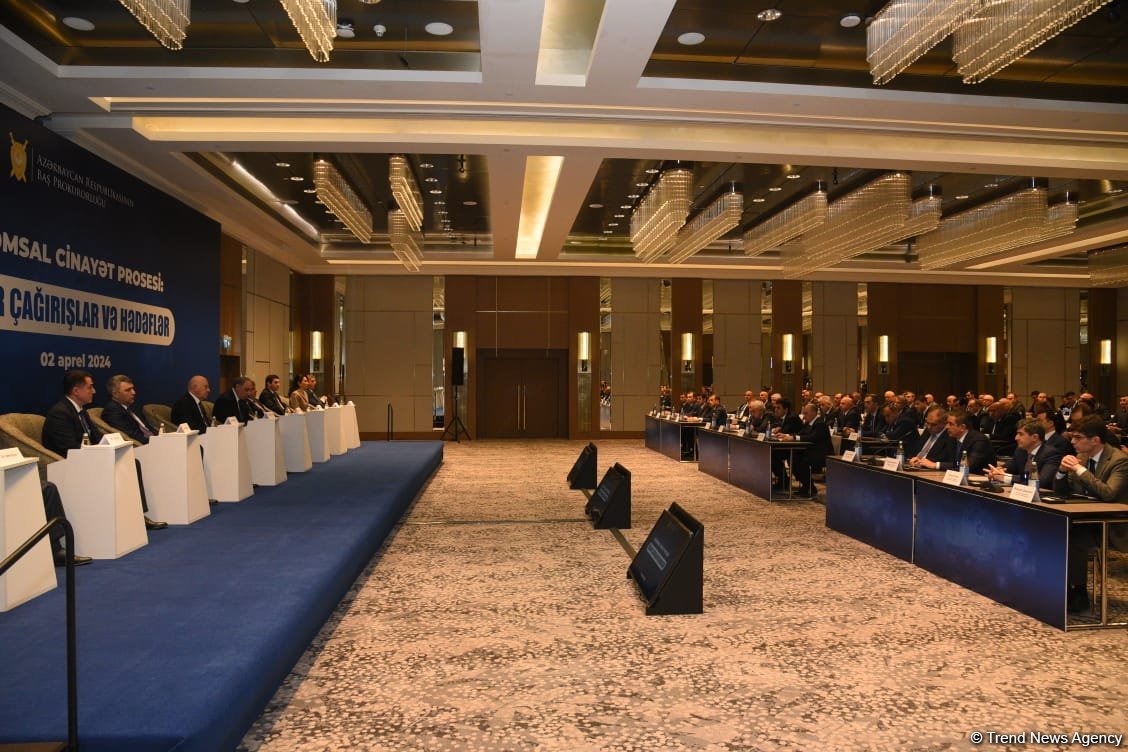 “Rəqəmsal cinayət prosesi: müasir çağırışlar və hədəflər” mövzusunda konfrans keçirilib (FOTO)