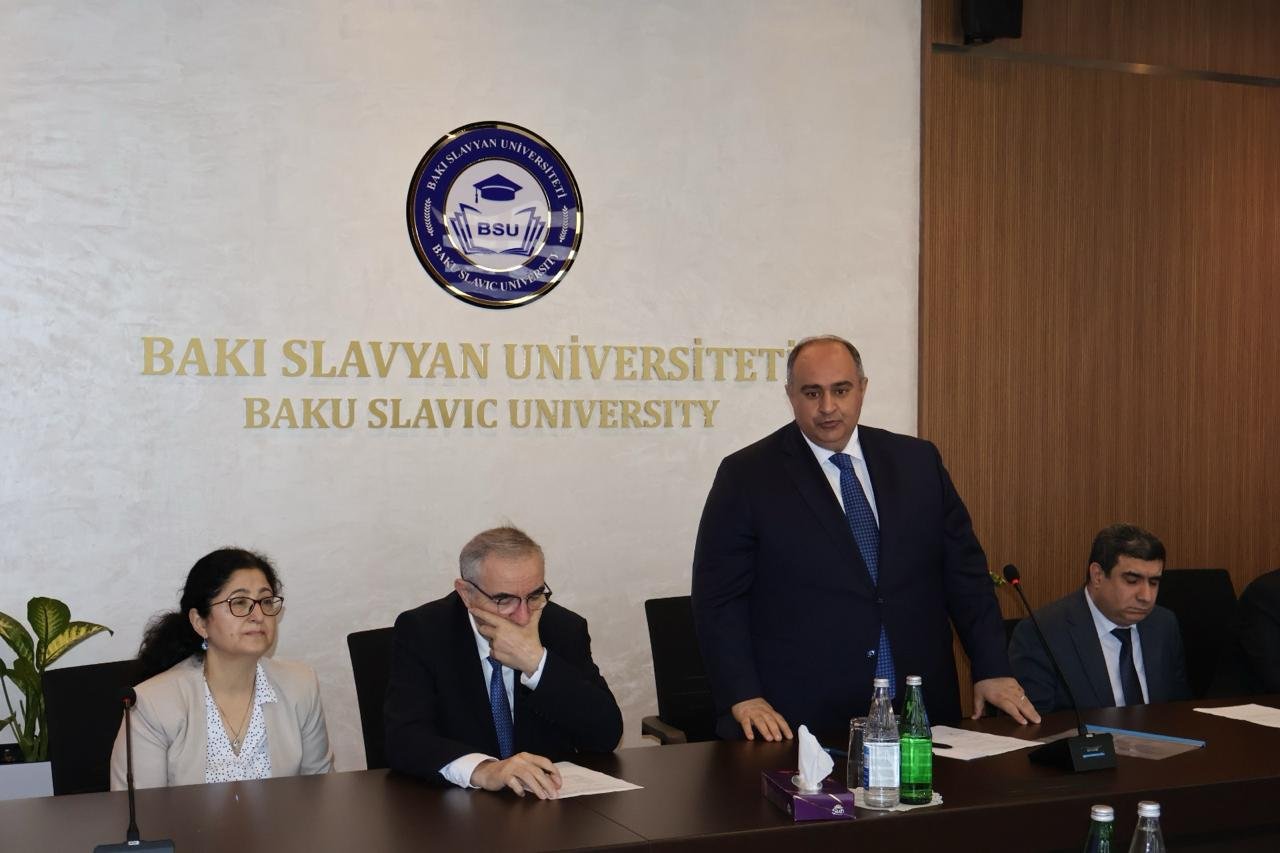 BSU-da  “İnklüziv cəmiyyət üçün imkanlar və yeni texnologiyalar”  mövzusunda məlumat sessiyası keçirilib (FOTO)
