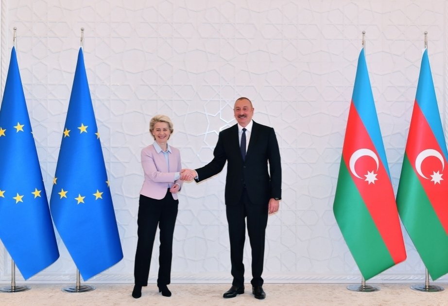 Avropa Komissiyasının Prezidenti Ursula Fon der Lyayen Prezident İlham Əliyevə zəng edib