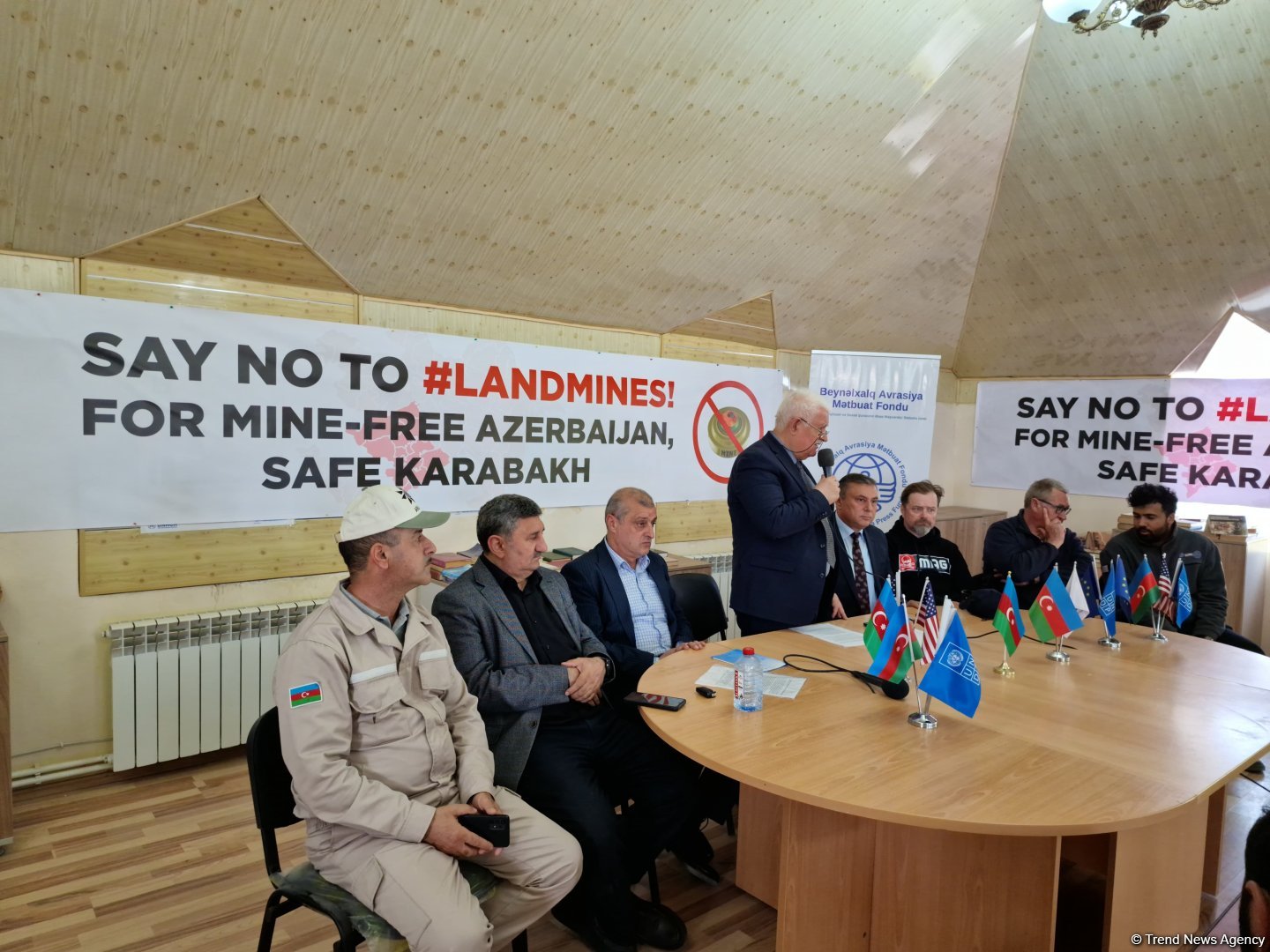 Ermənistanın mina terrorundan zərərçəkənlər və QHT-lər dünya ictimaiyyətinə müraciət ediblər (FOTO)
