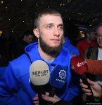 Avropa çempionatında qızıl və gümüş medallar qazanan gimnastlarımız Vətənə dönüblər (FOTO)