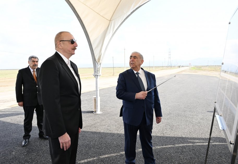 Prezident İlham Əliyev Hacıqabul rayonunda avtomobil yolunun açılışında iştirak edib (FOTO/VİDEO)