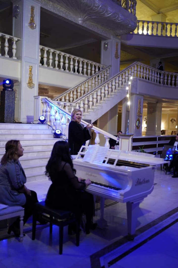 Gəncə Dövlət Filarmoniyasında klassik gecə təqdim olunub (FOTO)