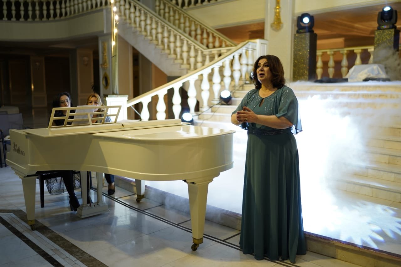 Gəncə Dövlət Filarmoniyasında klassik gecə təqdim olunub (FOTO)