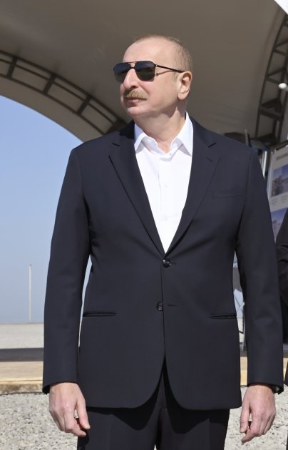 Prezident İlham Əliyev Hacıqabul rayonunda Şirvan suvarma kanalının təməlini qoyub (FOTO/VİDEO) (YENİLƏNİB)