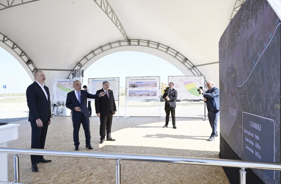 Prezident İlham Əliyev Hacıqabul rayonunda Şirvan suvarma kanalının təməlini qoyub (FOTO/VİDEO) (YENİLƏNİB)