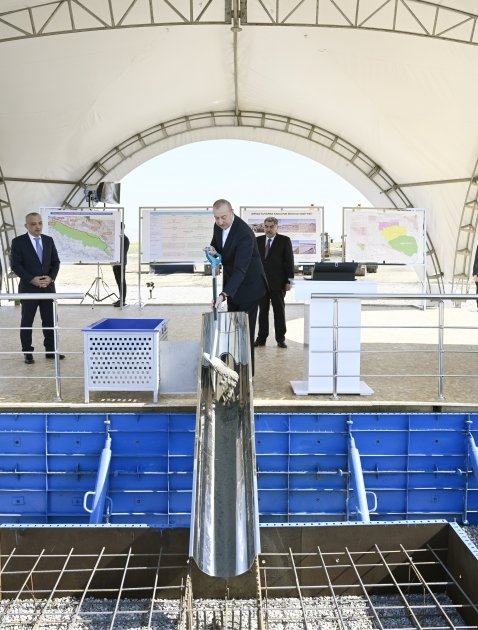 Prezident İlham Əliyev Hacıqabul rayonunda Şirvan suvarma kanalının təməlini qoyub (FOTO/VİDEO) (YENİLƏNİB)