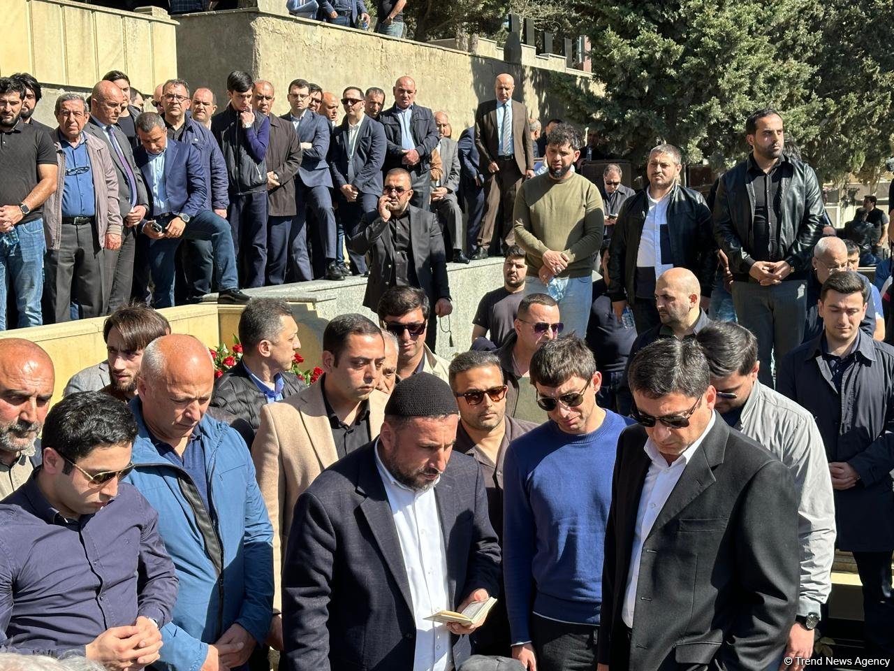 Hadı Rəcəbli dəfn olunub (FOTO)