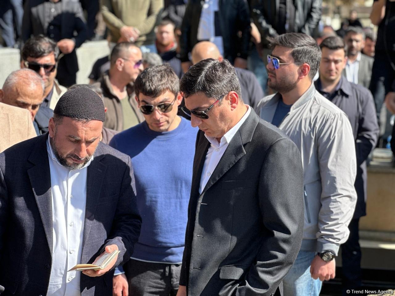 Hadı Rəcəbli dəfn olunub (FOTO)