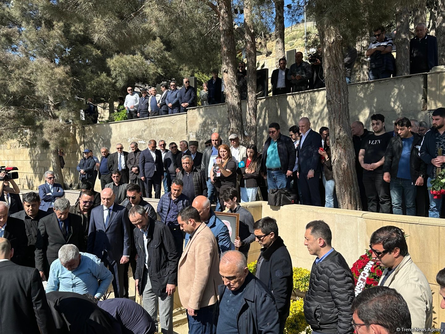 Hadı Rəcəbli dəfn olunub (FOTO)