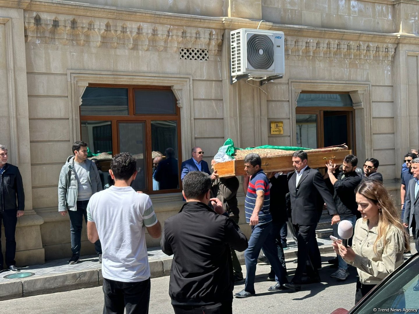 Hadı Rəcəbli ilə vida mərasimi başa çatıb (FOTO) (YENİLƏNİB)
