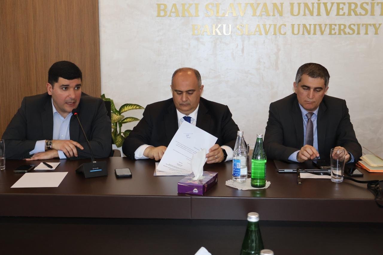 BSU-da “Azərbaycanın yumşaq diplomatiyasında iqlimin qorunmasına dəstək mexanizmləri” mövzusunda elmi seminar keçirilib (FOTO)