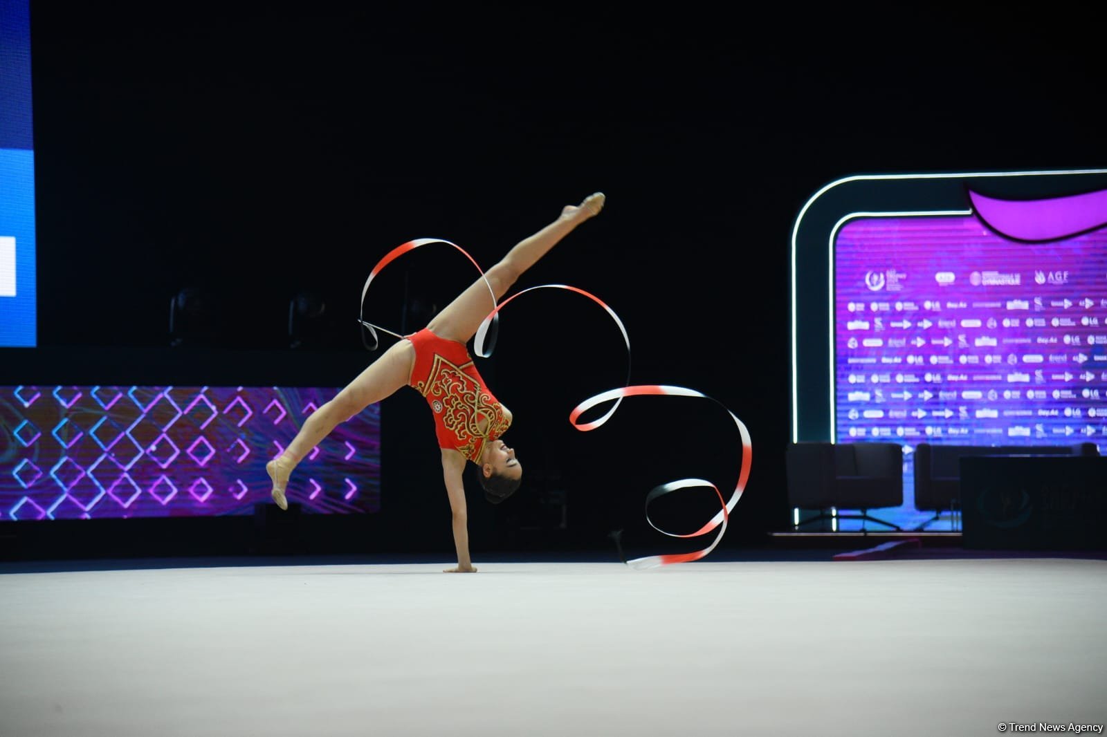 Zöhrə Ağamirova bədii gimnastika üzrə Dünya Kubokunda daha bir finala yüksəlib