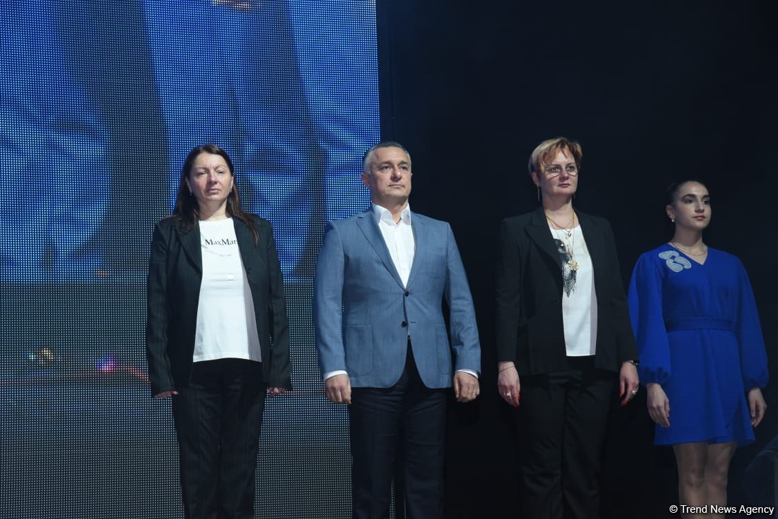 Bədii gimnastika üzrə Dünya Kubokunun qalibləri mükafatlandırılıb (FOTO)