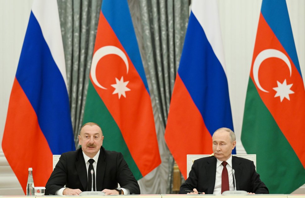 Prezident İlham Əliyevin və Rusiya Prezidenti Vladimir Putinin Baykal-Amur magistralının 50 illik yubileyi münasibətilə dəmir yolu sahəsinin veteranları və işçiləri ilə birgə görüşü keçirilib (FOTO/VİDEO) (YENİLƏNİB)