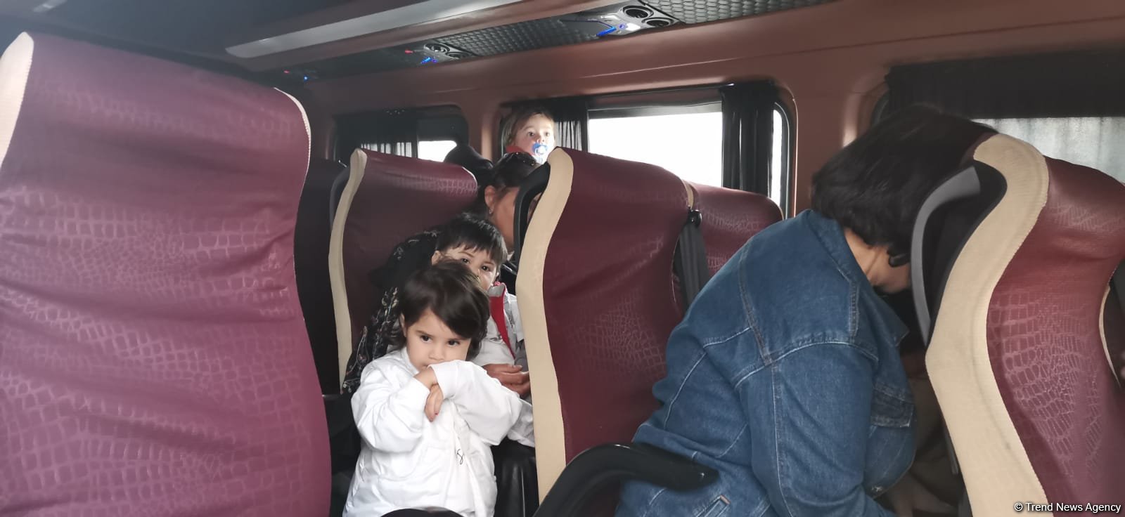 Füzuli şəhərinə növbəti köç karvanı yola düşüb (FOTO)