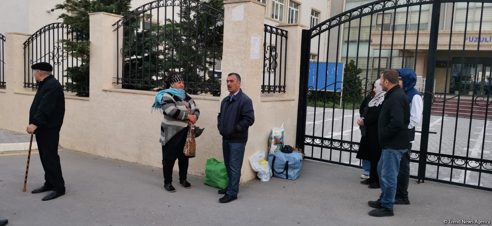 Füzuli şəhərinə növbəti köç karvanı yola düşüb (FOTO)
