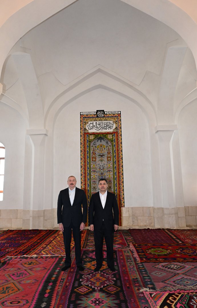 Prezident İlham Əliyev və Prezident Sadır Japarov Ağdam Cümə məscidinin bərpadan sonra açılışında iştirak ediblər (FOTO/VİDEO) (YENİLƏNİB)