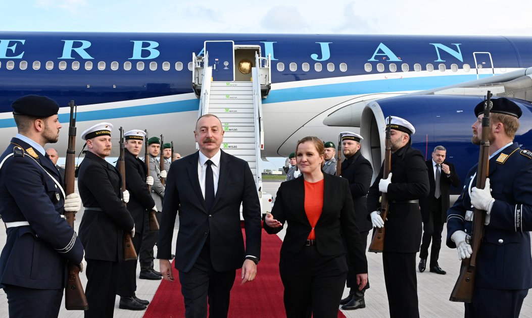 Prezident İlham Əliyev Almaniyaya işgüzar səfərə gəlib (FOTO/VİDEO)