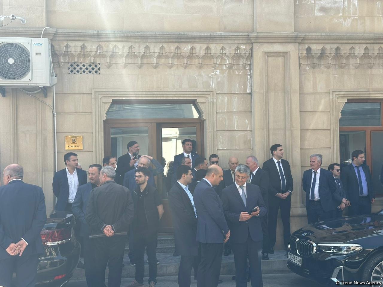 Elmira Süleymanova dəfn edildi (YENİLƏNİB) (FOTO)