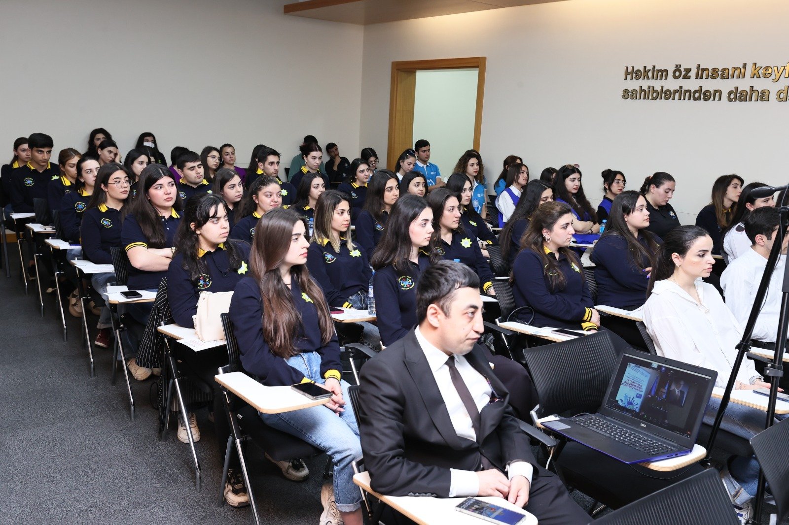 “Peyvəndlərlə əlaqədar doğru bildiyimiz yanlışlar” mövzusunda seminar keçirilib (FOTO)