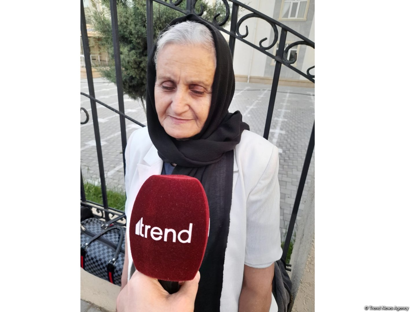 Şükürlər olsun ki, uzun illərin həsrəti sona çatdı - Füzuliyə qayıdan sakin