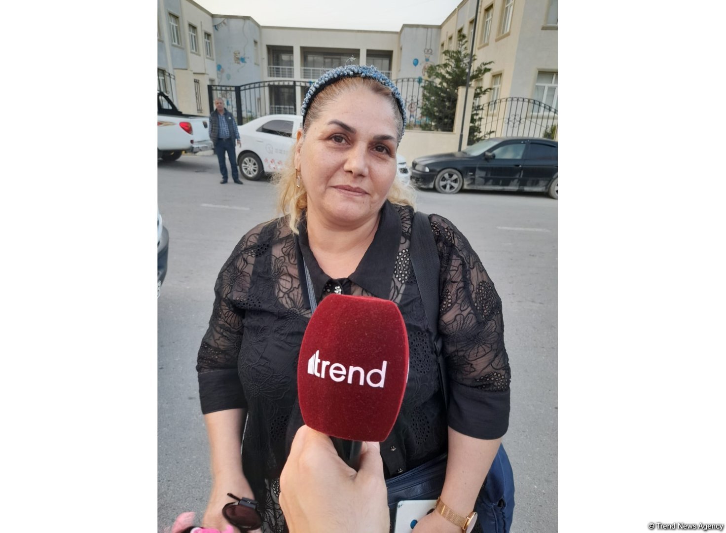 Vətənimizə qayıtmağımıza çox sevinirik - Füzuliyə qayıdan sakin