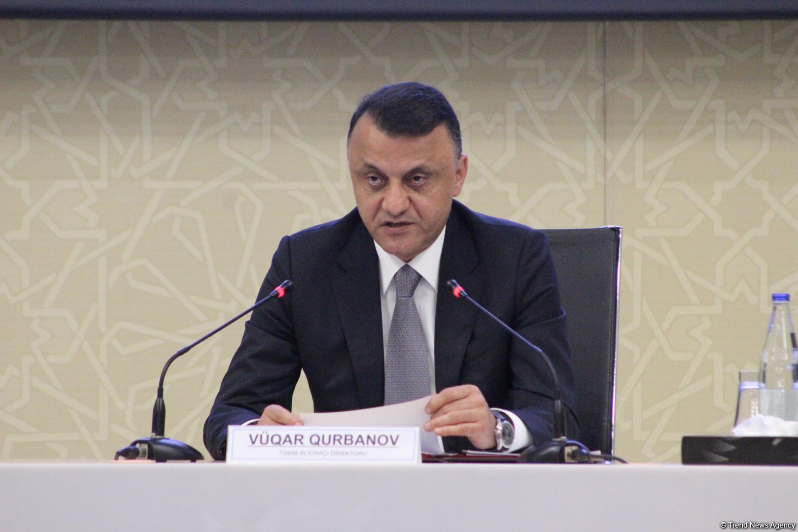 TƏBİB-in direktoru Bakıda poliklinikalarda növbə olmasının səbəbini AÇIQLAYIB