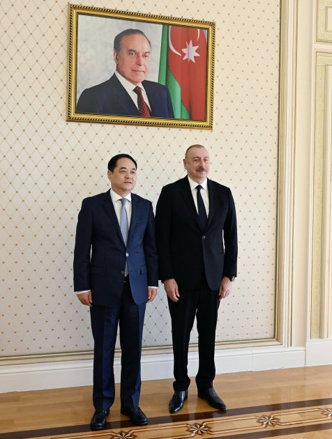 Prezident İlham Əliyev Xarici ölkələrlə dostluq üzrə Çin Xalq Assosiasiyasının sədrini qəbul edib (FOTO) (YENİLƏNİB)