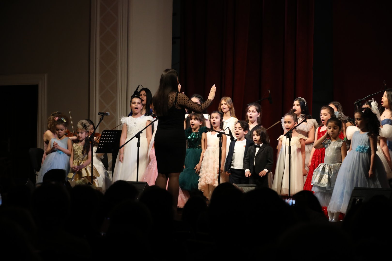 Fidan Hacıyeva Beynəlxalq Opera Festivalı çərçivəsində "Gənc istedadlar" konserti keçirilib (FOTO)