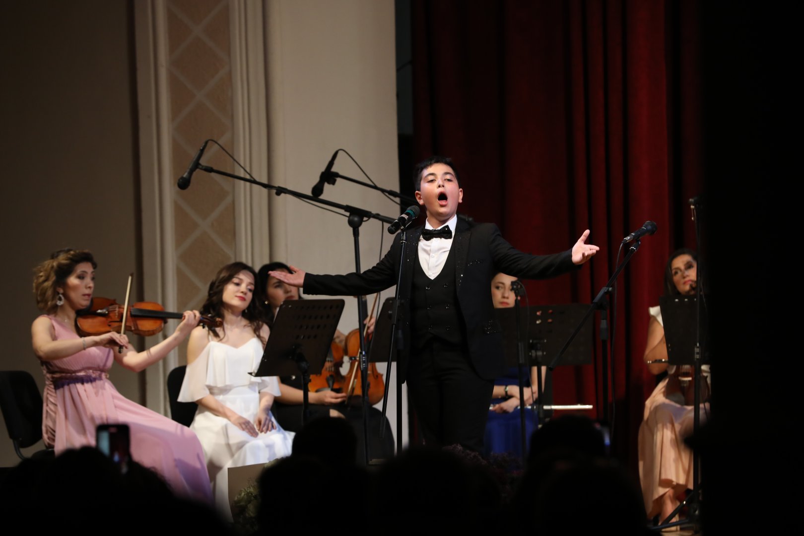Fidan Hacıyeva Beynəlxalq Opera Festivalı çərçivəsində "Gənc istedadlar" konserti keçirilib (FOTO)