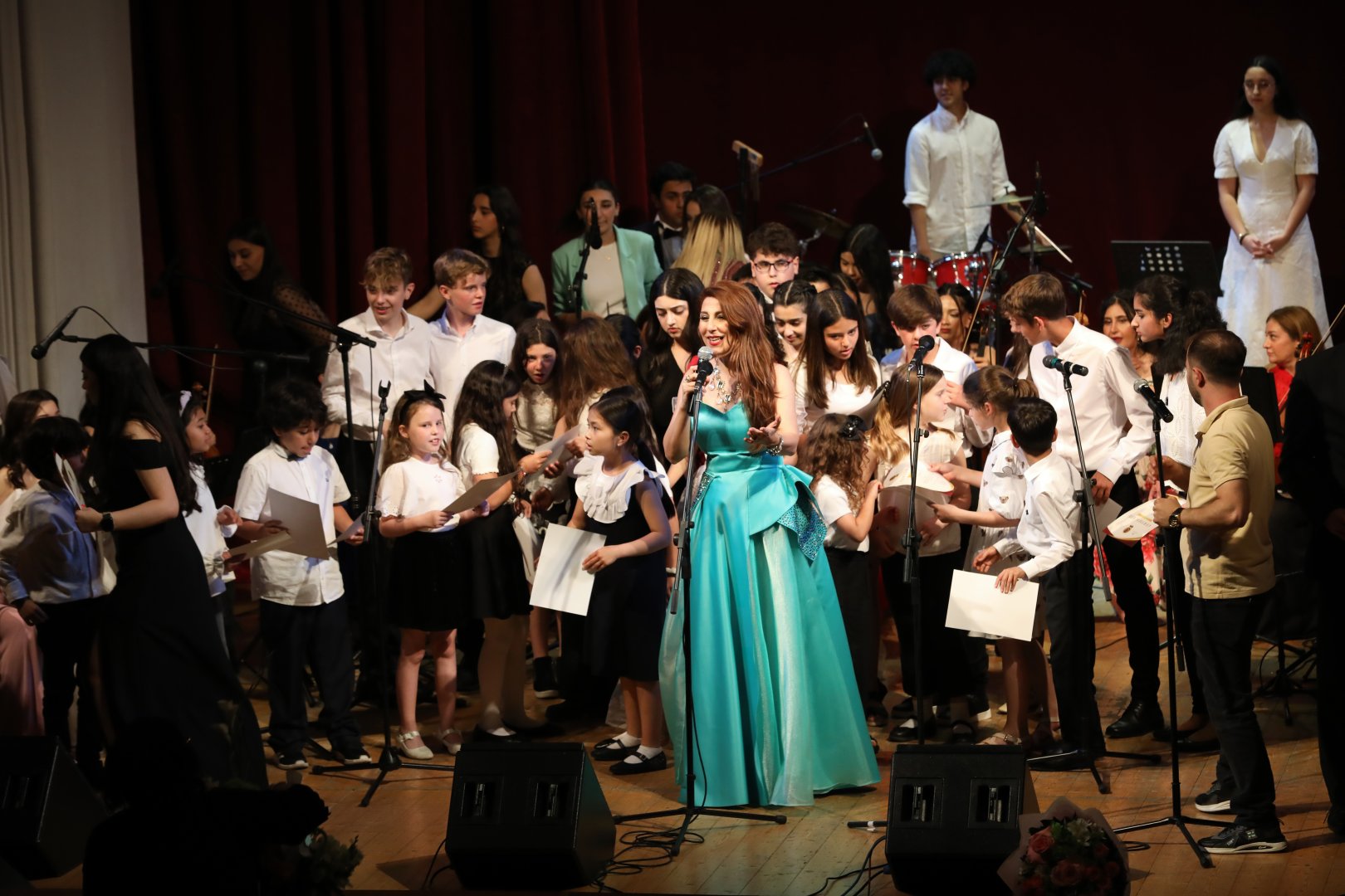 Fidan Hacıyeva Beynəlxalq Opera Festivalı çərçivəsində "Gənc istedadlar" konserti keçirilib (FOTO)