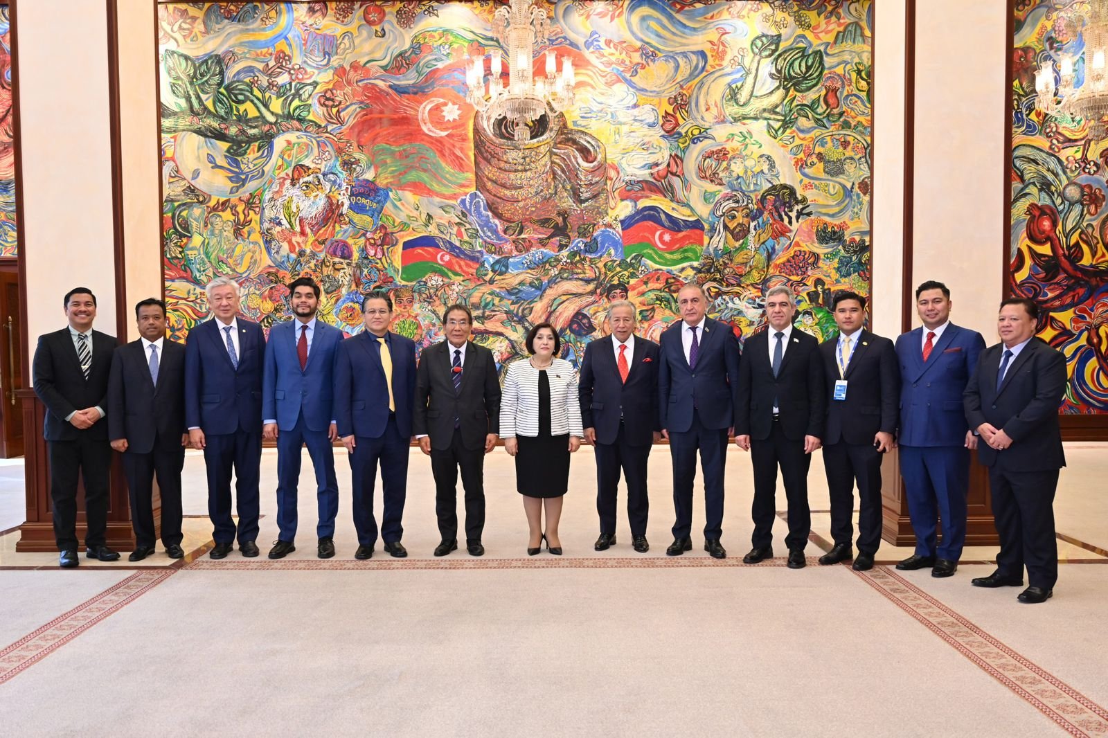 Sahibə Qafarova Malayziya Parlamenti Senatının sədri ilə görüşüb (FOTO)