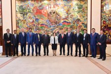 Sahibə Qafarova Malayziya Parlamenti Senatının sədri ilə görüşüb (FOTO)