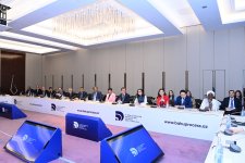 Ceyhun Bayramov UNESCO-ya üzv ölkələrin daimi nümayəndələri və Milli Komissiya rəhbərləri ilə görüşüb (FOTO)