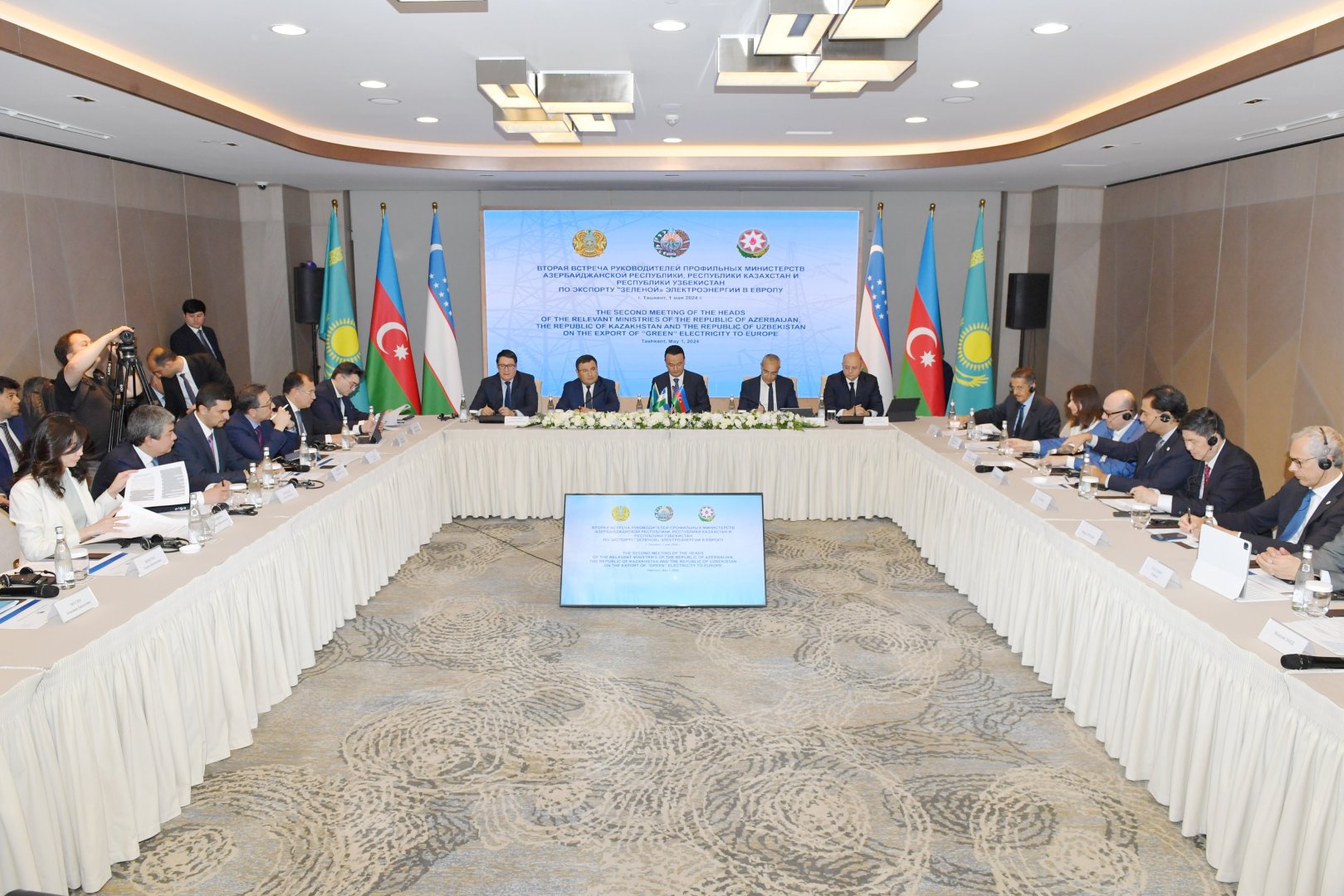 Azərbaycan, Özbəkistan və Qazaxıstan arasında Avropaya elektrik enerjisinin ixracı perspektivləri müzakirə olunub (FOTO)