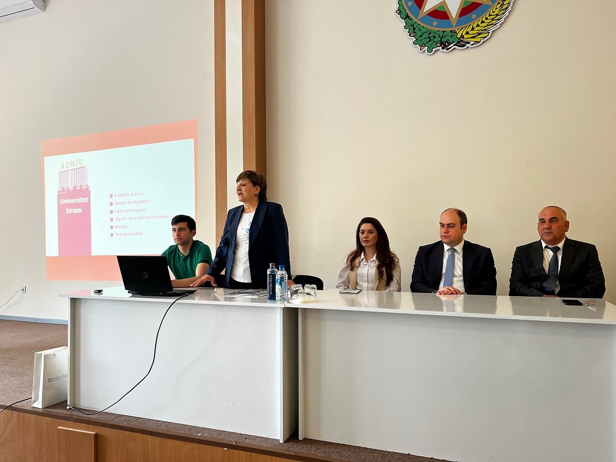 AzMİU-nun Təbliğat-təşviqat qrupu region məktəbliləri ilə görüşdədir (FOTO)