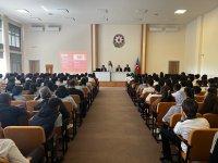 AzMİU-nun Təbliğat-təşviqat qrupu region məktəbliləri ilə görüşdədir (FOTO)