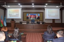 Naxçıvan Baş Gömrük İdarəsində “Gömrük əməkdaşlarında işlə bağlı stress və onun qarşısının alınması” mövzusunda maarifləndirici təlim keçirilib (FOTO)