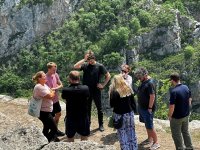 Beynəlxalq səyyahlar Cıdır düzündə (FOTO)